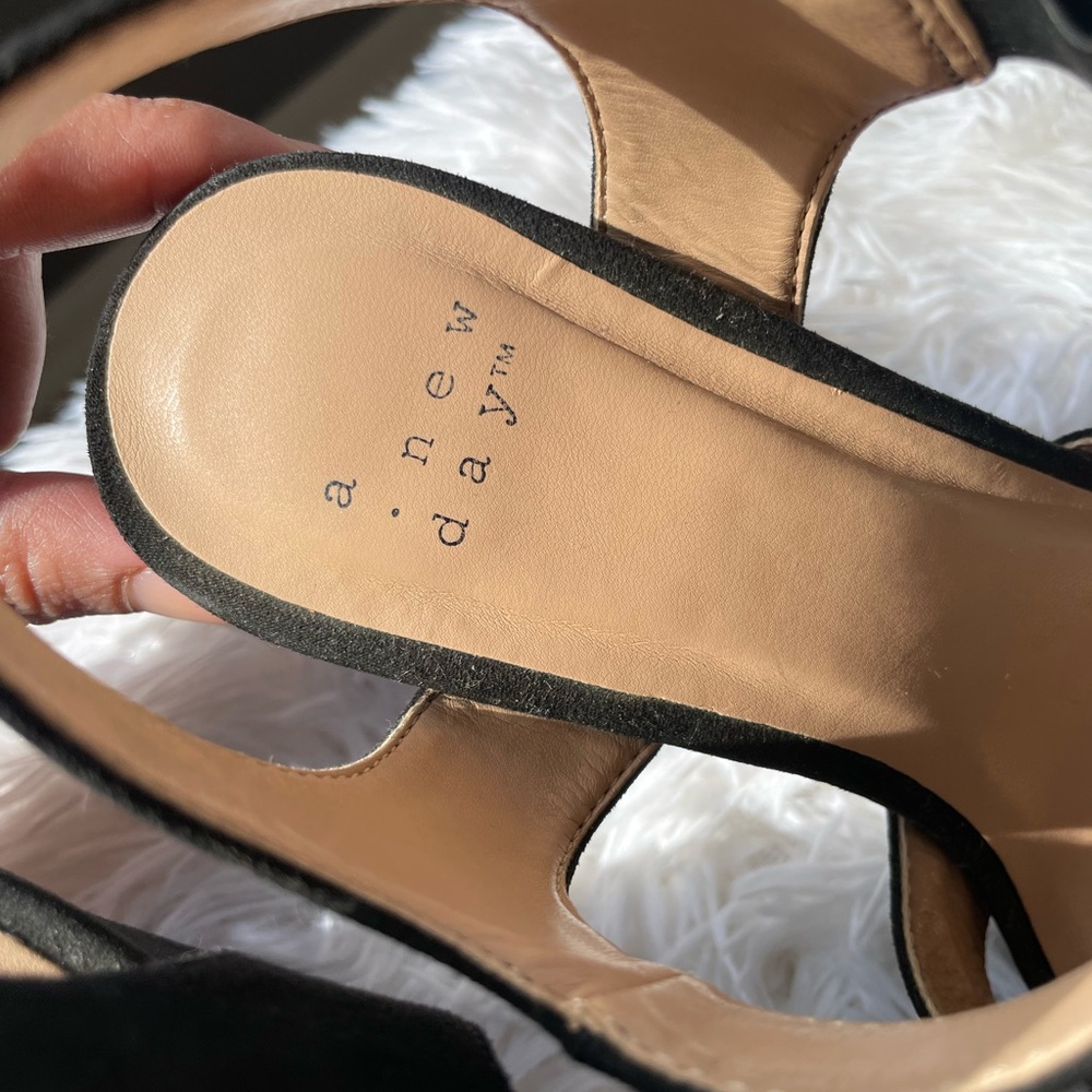 A New Day Platform Ankle Strap Sandals 🖤 - Picture 4 of 8